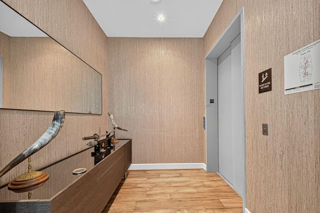 4521 San Felipe 2501, Houston, TX 77027