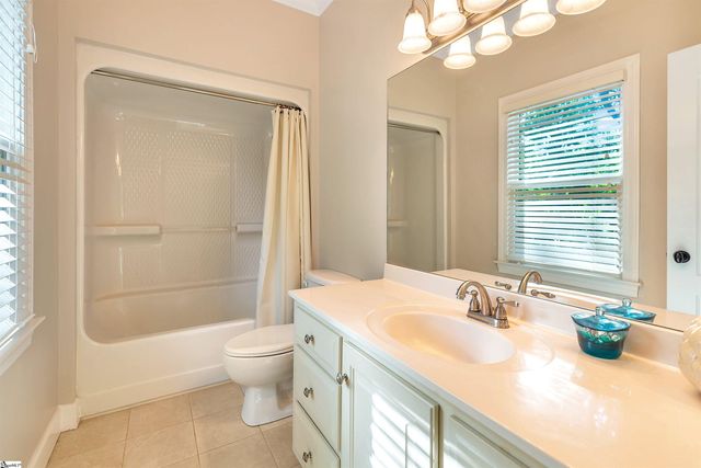 1002 Thornehill Drive, Anderson, SC 29621