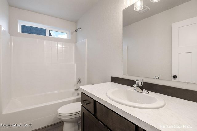 12182 N LENNON LN, Rathdrum, ID 83858