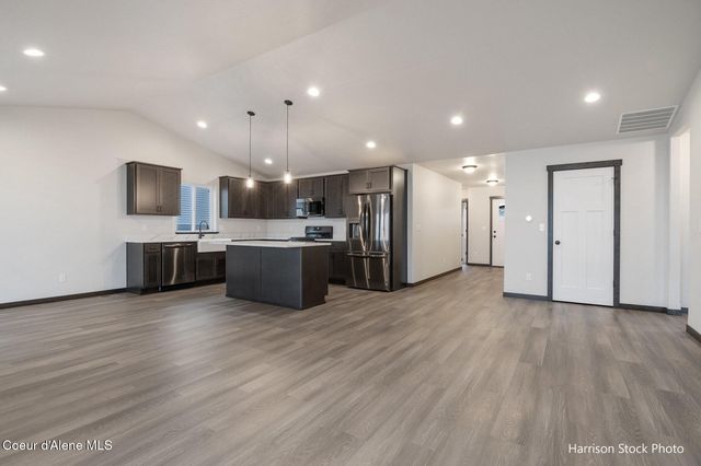 12182 N LENNON LN, Rathdrum, ID 83858