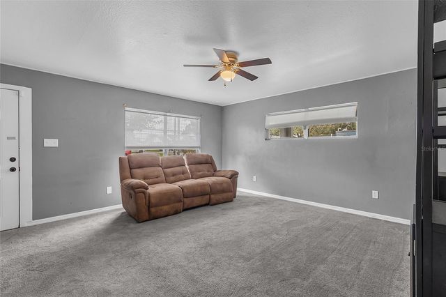 320 S SEMINOLE AVENUE, Lake Alfred, FL 33850