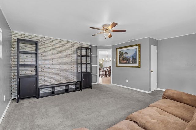 320 S SEMINOLE AVENUE, Lake Alfred, FL 33850
