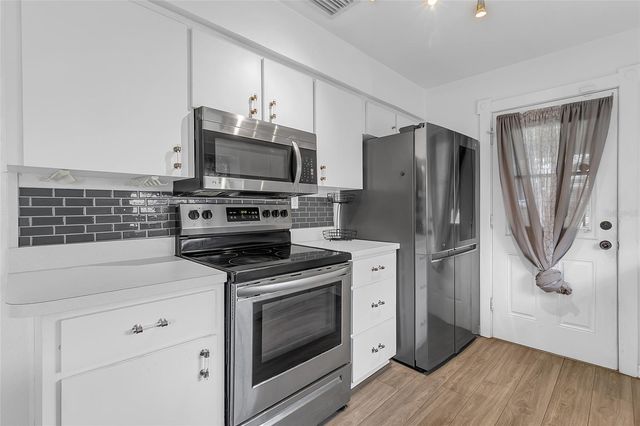 320 S SEMINOLE AVENUE, Lake Alfred, FL 33850