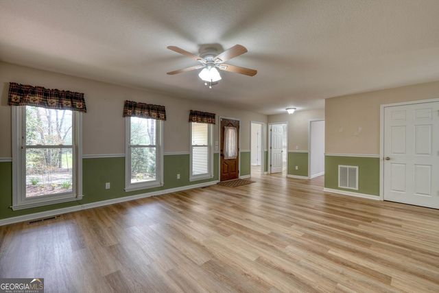 339 Henderson Road, Young Harris, GA 30582