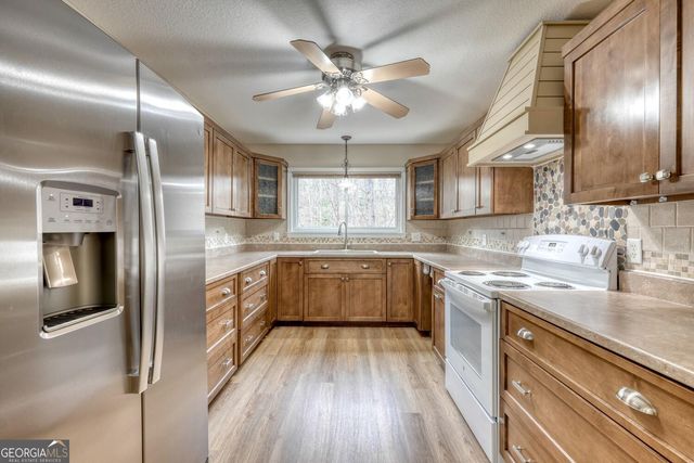 339 Henderson Road, Young Harris, GA 30582