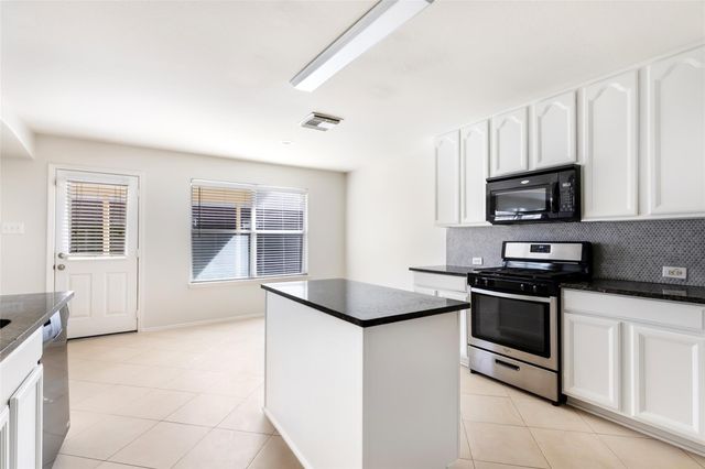 1606 Wooded Acres Drive, Humble, TX 77396