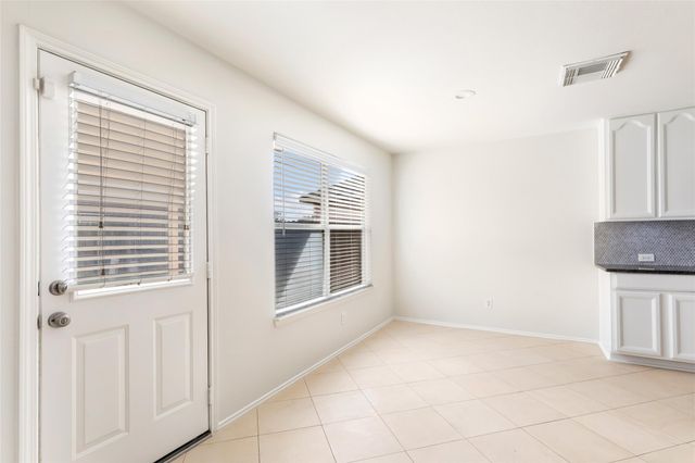 1606 Wooded Acres Drive, Humble, TX 77396