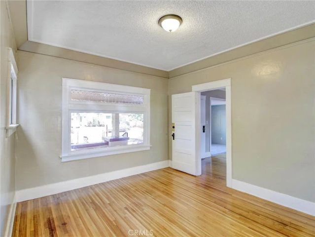 3021 5th, Los Angeles, CA 90018