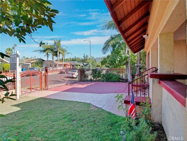 3021 5th, Los Angeles, CA 90018