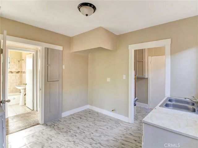 3021 5th, Los Angeles, CA 90018