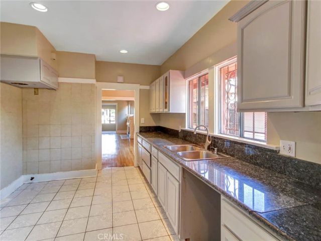 3021 5th, Los Angeles, CA 90018