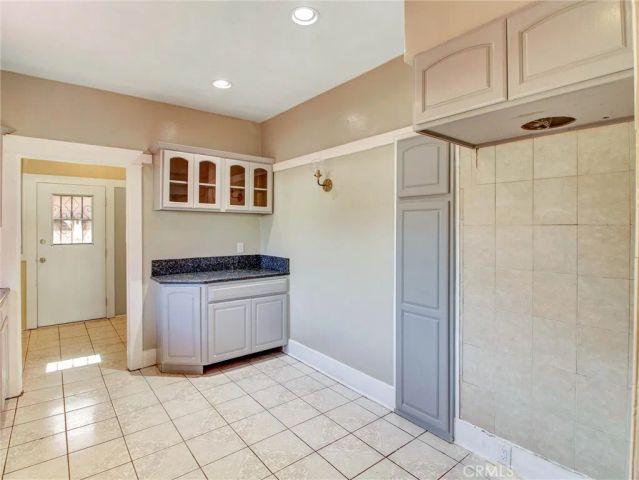 3021 5th, Los Angeles, CA 90018