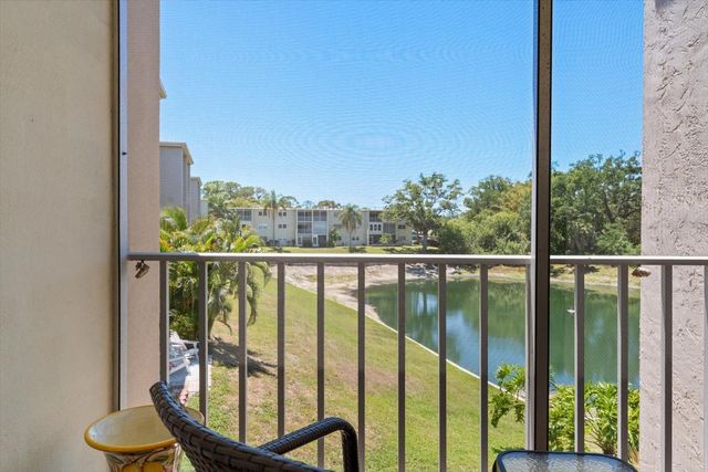 948 VIRGINIA STREET 207, Dunedin, FL 34698