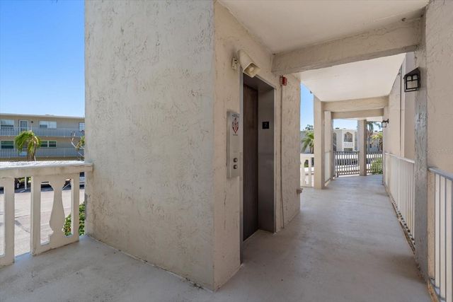 948 VIRGINIA STREET 207, Dunedin, FL 34698