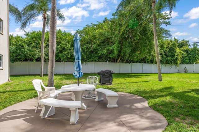 948 VIRGINIA STREET 207, Dunedin, FL 34698