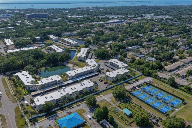 948 VIRGINIA STREET 207, Dunedin, FL 34698
