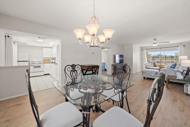 948 VIRGINIA STREET 207, Dunedin, FL 34698
