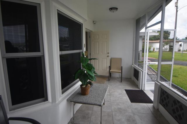 4250 NW 49th Terrace, Lauderdale Lakes, FL 33319