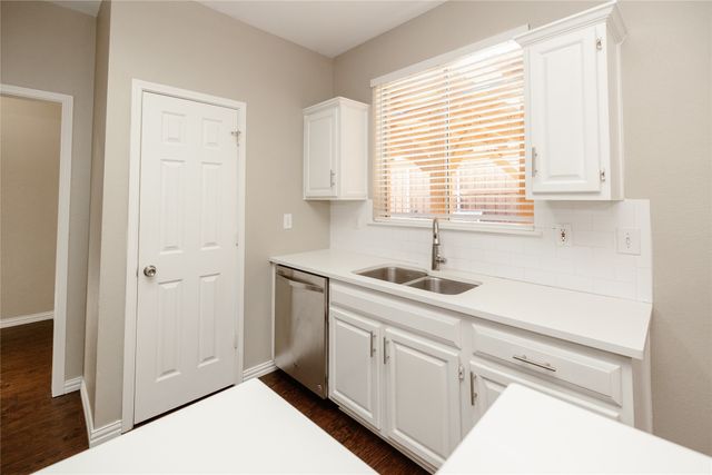 2001 Woven Trail, Lewisville, TX 75067