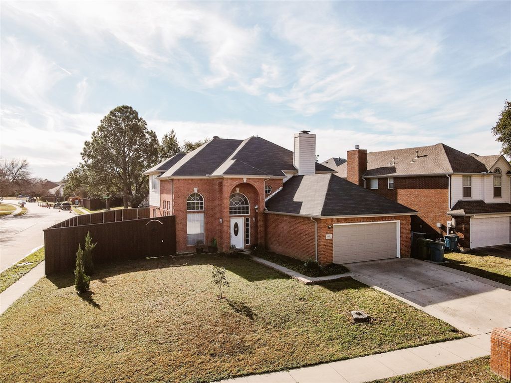 2001 Woven Trail, Lewisville, TX 75067