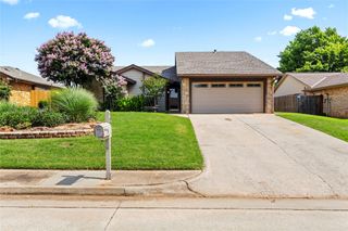 133 E Parkland Drive, Yukon, OK 73099