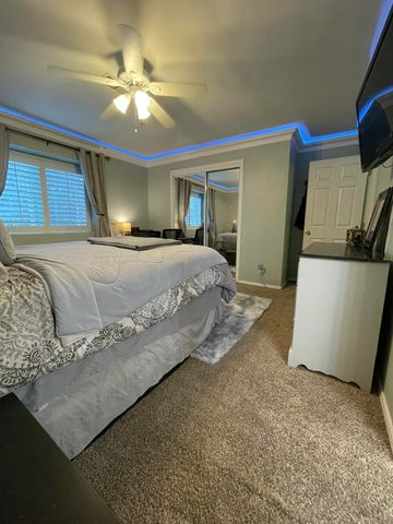 1145 E Ferguson Avenue, Visalia, CA 93292