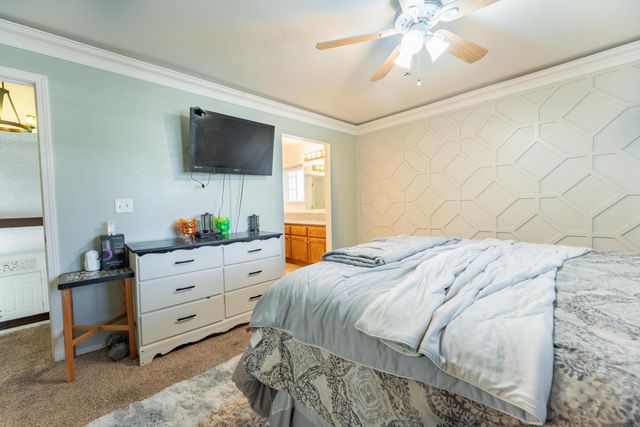 1145 E Ferguson Avenue, Visalia, CA 93292