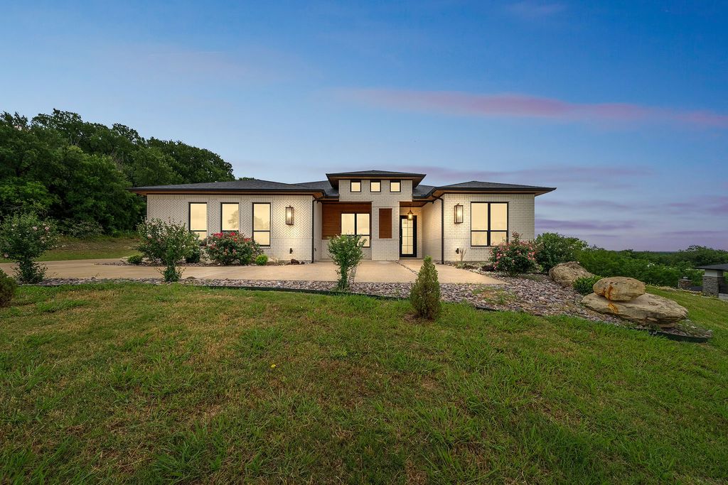 2522 Hardwick Lane, Cedar Hill, TX 75104