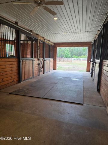 188 Shagbark Road, West End, NC 27376
