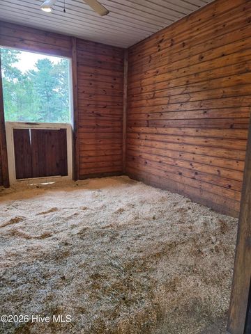 188 Shagbark Road, West End, NC 27376