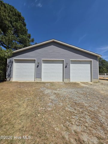 188 Shagbark Road, West End, NC 27376