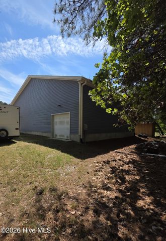188 Shagbark Road, West End, NC 27376