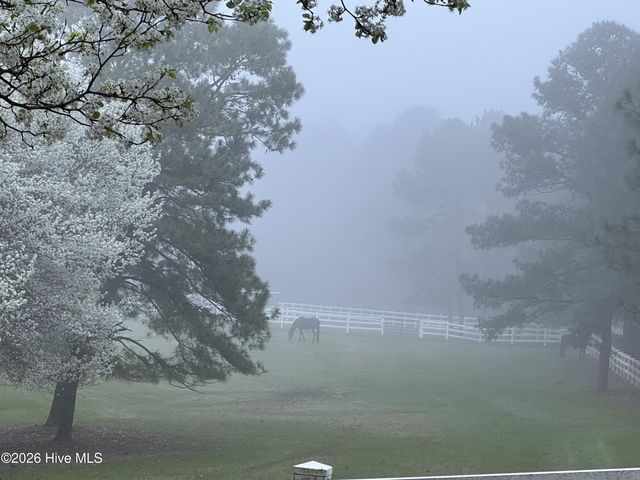 188 Shagbark Road, West End, NC 27376