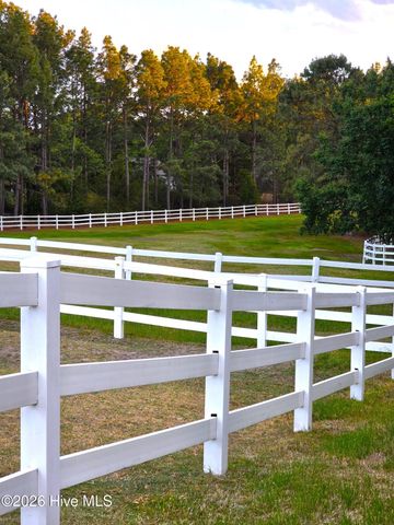 188 Shagbark Road, West End, NC 27376