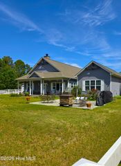 188 Shagbark Road, West End, NC 27376