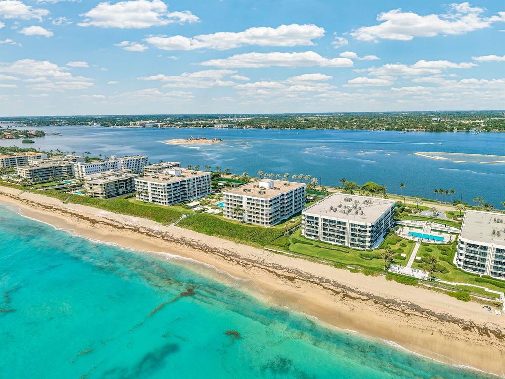 3170 S Ocean Boulevard N204, Palm Beach, FL 33480