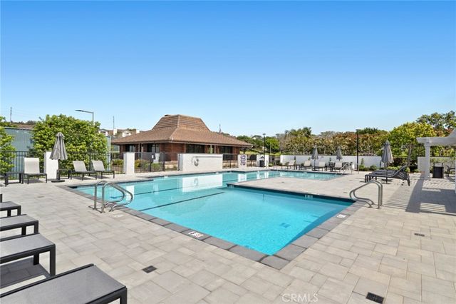 15 Curl Drive, Corona Del Mar, CA 92625
