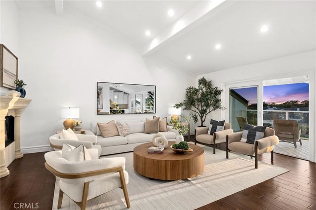 15 Curl Drive, Corona Del Mar, CA 92625