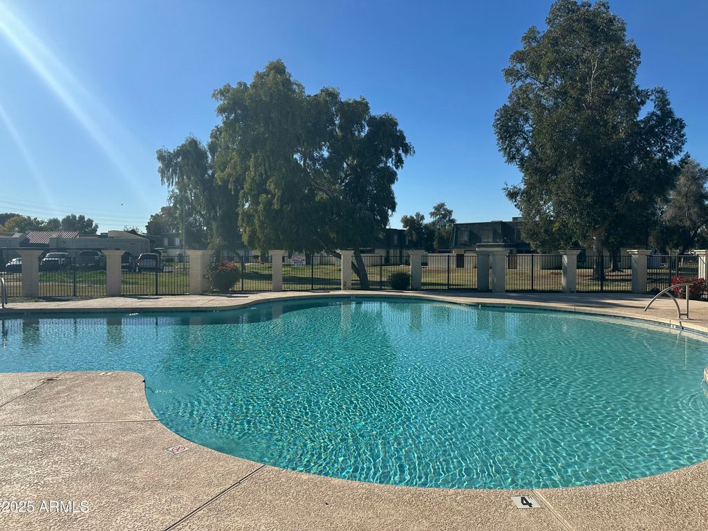 8053 N 32ND Drive, Phoenix, AZ 85051