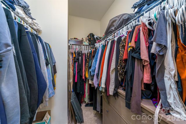 937 Canopy Falls Lane, York, SC 29745