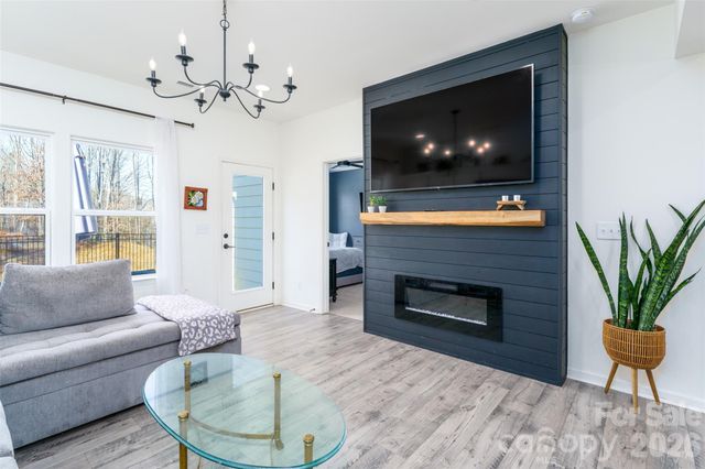 937 Canopy Falls Lane, York, SC 29745