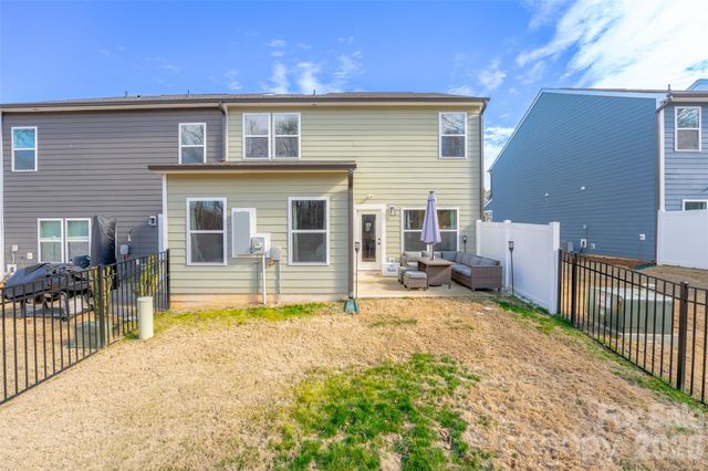 937 Canopy Falls Lane, York, SC 29745