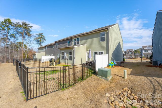 937 Canopy Falls Lane, York, SC 29745