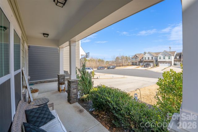 937 Canopy Falls Lane, York, SC 29745