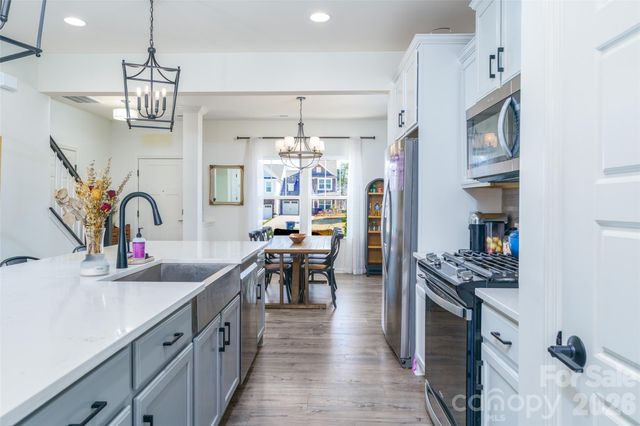 937 Canopy Falls Lane, York, SC 29745