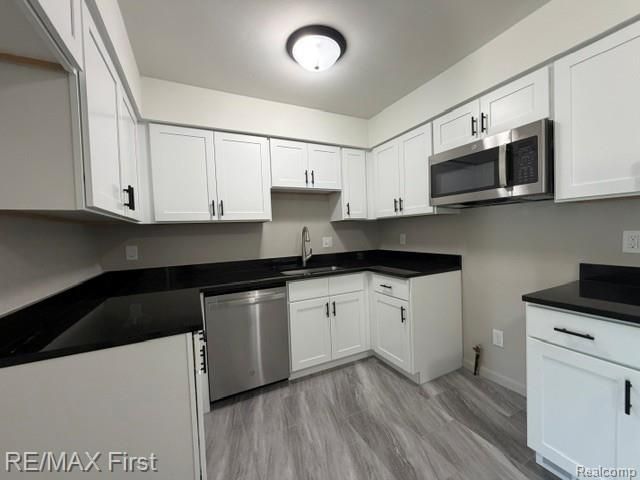 4225 Grace Avenue, Wayne, MI 48184