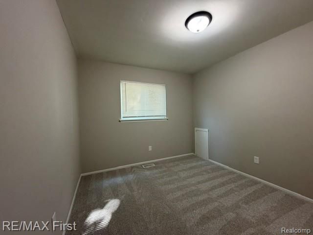 4225 Grace Avenue, Wayne, MI 48184