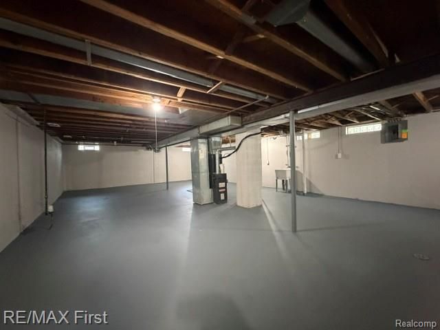 4225 Grace Avenue, Wayne, MI 48184