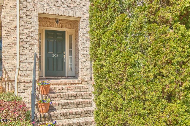 203 Valleyshire Road, Durham, NC 27707