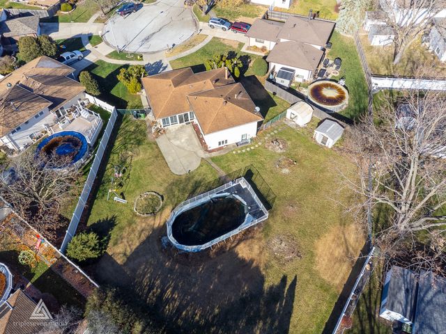 18021 Pin Oak Court, Tinley Park, IL 60477